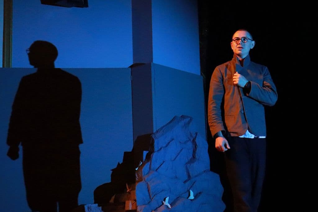 Фото спектакля 1