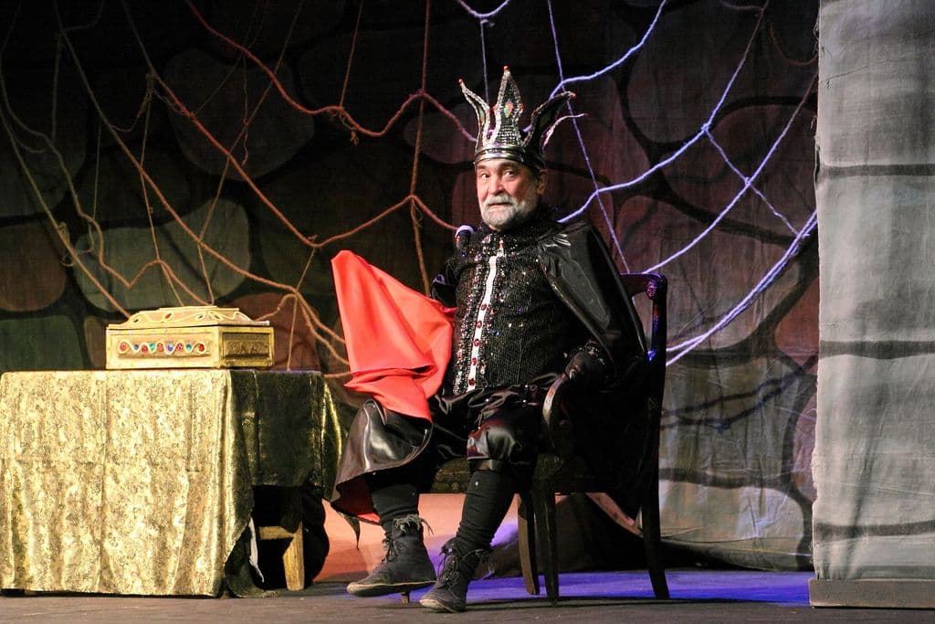 Фото спектакля 12