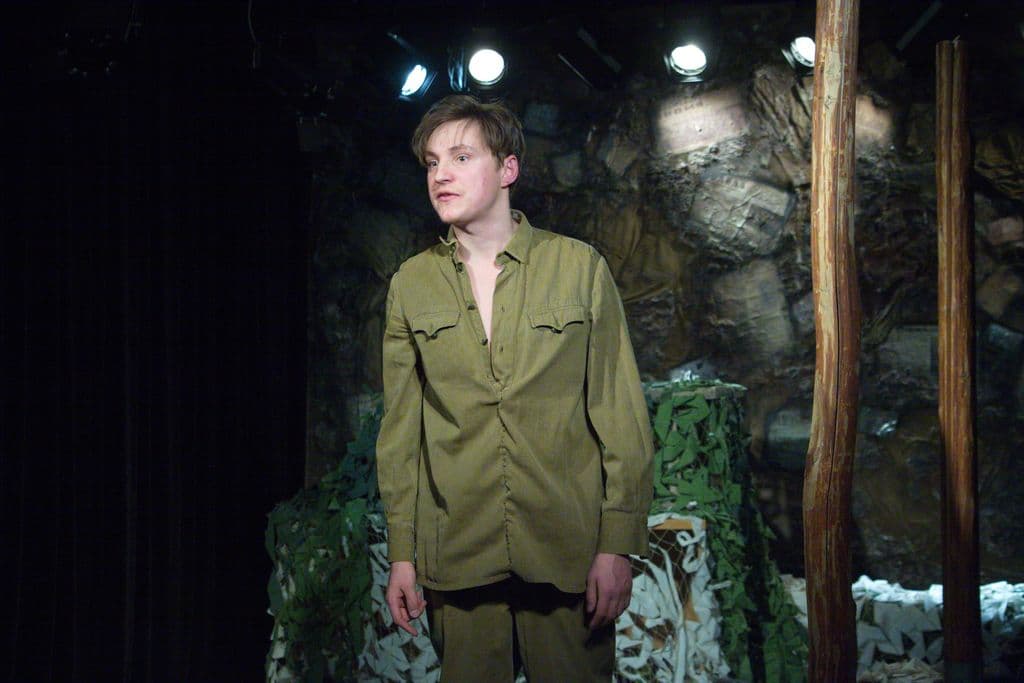 Нош ик моноспектакль?!