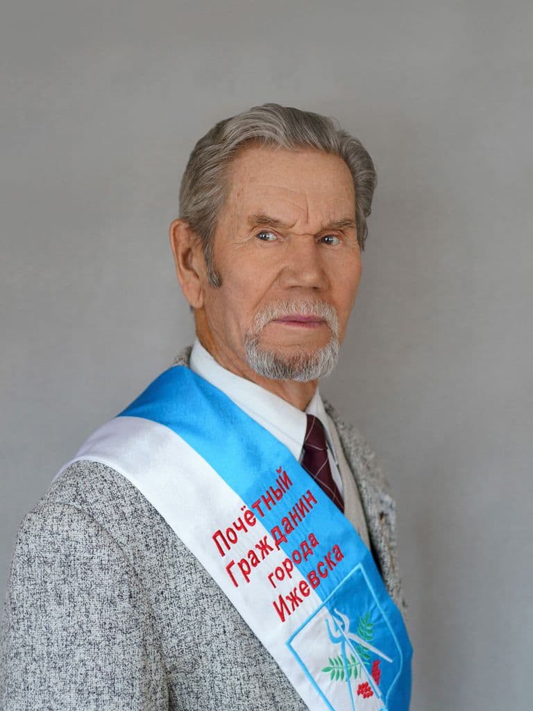 Леонид Григорьевич Романов